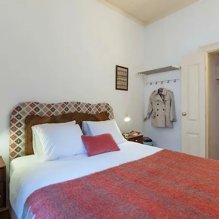 2 Bedroom With Patio Next To Avenida Da Liberdade Apartment